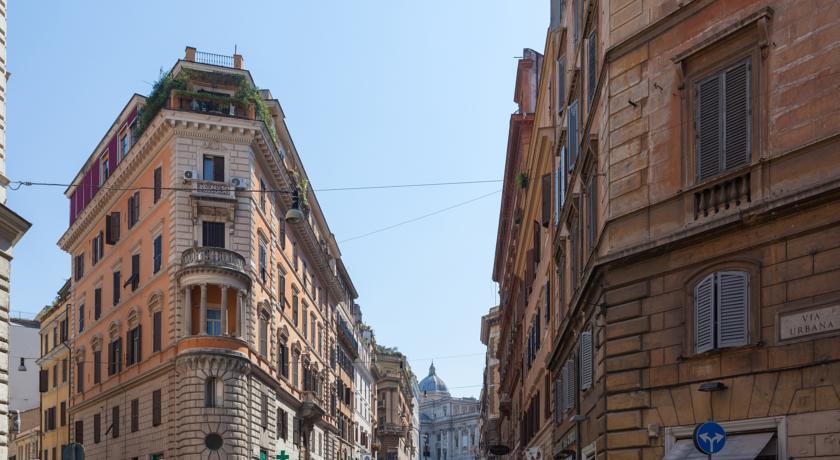 Relais Monti Hotel Rome Exterior photo